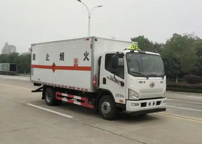 库车爆破器材运输车可以上高速吗？